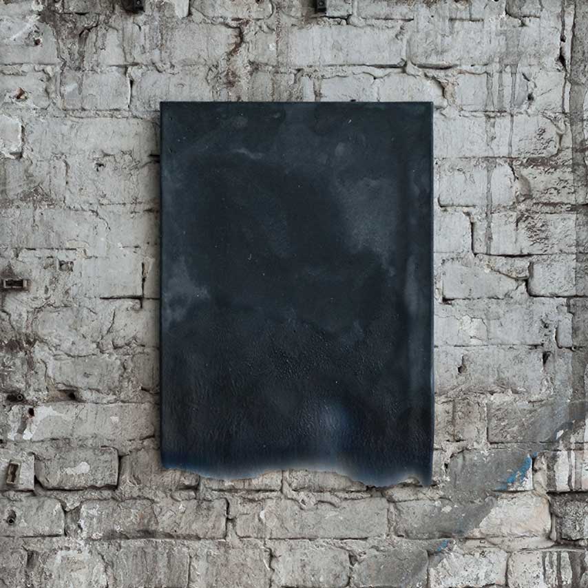 60*42,Wachs(schwarzblau,schmelzend),2018